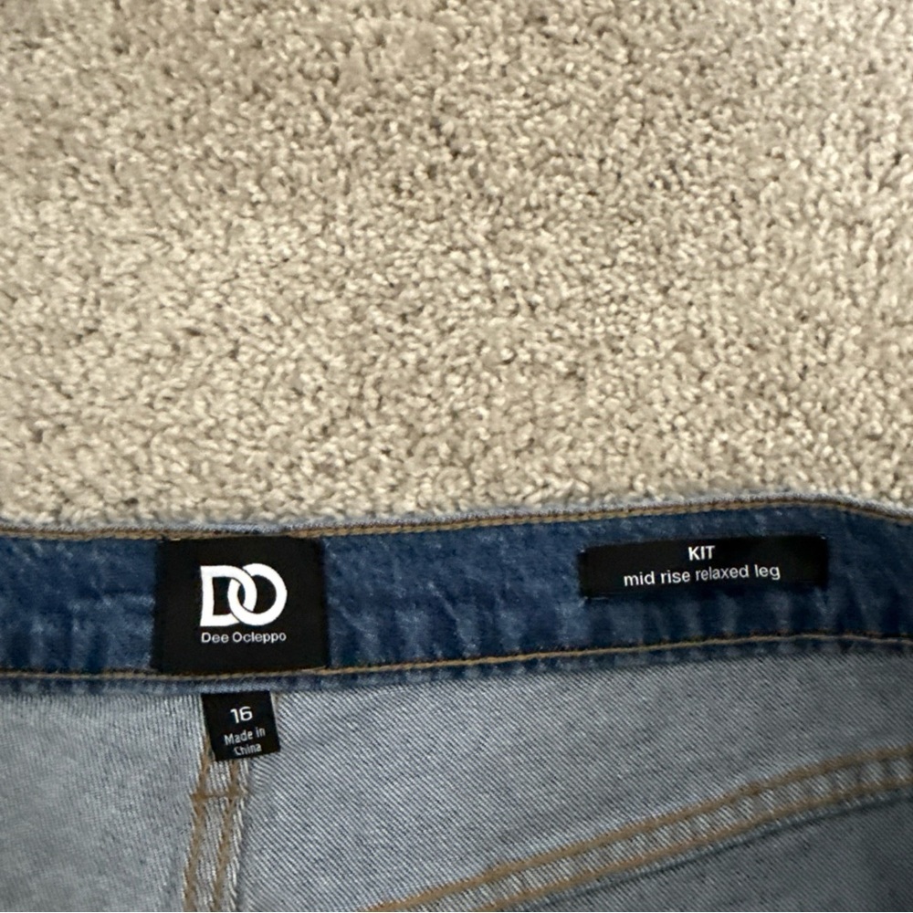 NWT DO Dee Ocleppo Jeans Mid Rise Wide Leg Mid Wash Size 16 Cool Girl Old Money - Picture 5 of 13